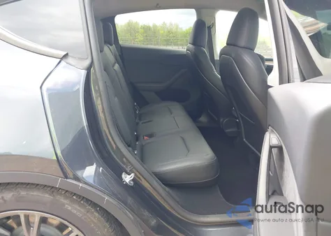 2024 Tesla Model Y Long Range Dual Motor All-Wheel Drive/Rwd from USA, damaged, VIN 7SAYGDED9RA323124